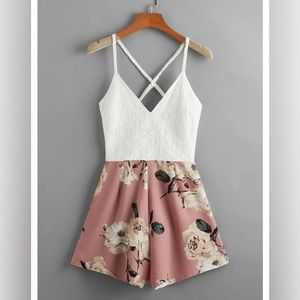SHEIN Floral Criss Cross Tie Back Cami Romper - S